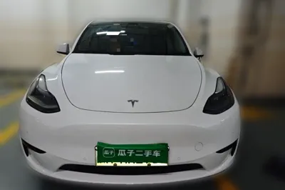 Tesla Model Y 2022, 64000 км, за 25661 USD