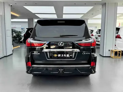 Lexus LX 2019, 100000 км, за 166430.9 USD - фото 14