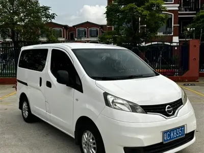 Nissan NV200 2013, 130000 км, за 3954.58 USD
