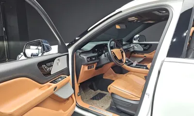 Lincoln Aviator 2022, 29106 км, за 38066.17 USD - фото 10