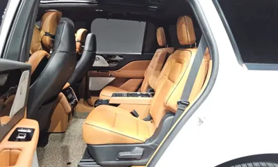 Lincoln Aviator 2022, 29106 км, за 38066.17 USD - фото 12