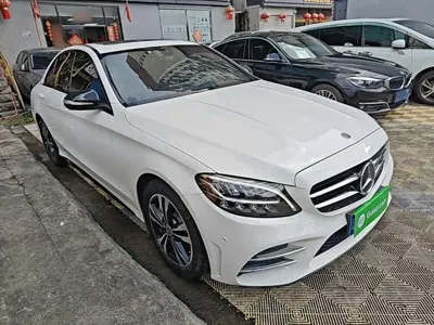 Mercedes-Benz C-Class 2019, 77700 км, за 14655.4 USD