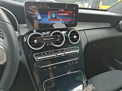 Mercedes-Benz C-Class 2019, 77700 км, за 14655.4 USD - фото 13