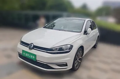 Volkswagen Golf · 2018 год