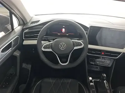 Volkswagen Tiguan L 2026, 100 км, за 20197.21 USD - фото 11