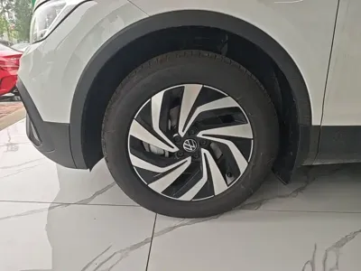 Volkswagen Tiguan L 2026, 100 км, за 20197.21 USD - фото 23