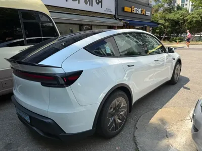 Tesla Model Y 2026, 42 км, за 48915.95 USD