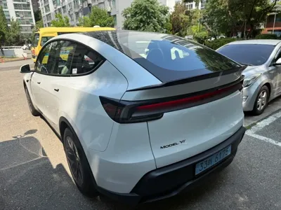 Tesla Model Y 2026, 42 км, за 48915.95 USD