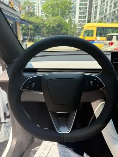 Tesla Model Y 2026, 42 км, за 48575.56 USD - фото 7