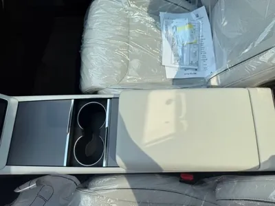 Tesla Model Y 2026, 42 км, за 48575.56 USD - фото 12