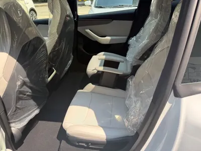 Tesla Model Y 2026, 42 км, за 48575.56 USD - фото 18