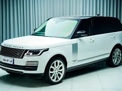Land Rover Range Rover · 2022 год