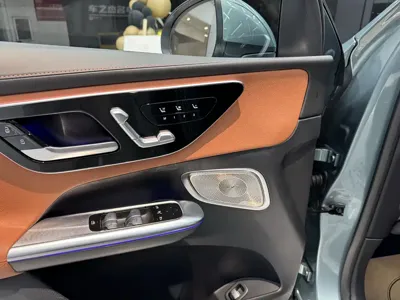 Mercedes-Benz GLC 2024, 11900 км, за 48074.77 USD - фото 12