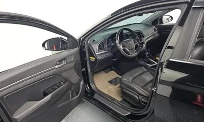 Hyundai Avante 2016, 157971 км, за 3275.57 USD - фото 10
