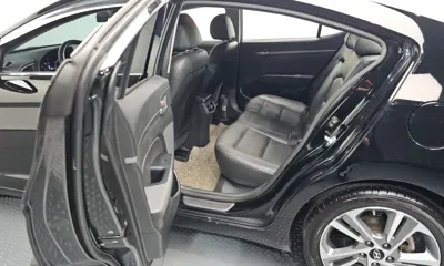 Hyundai Avante 2016, 157971 км, за 3275.57 USD - фото 12