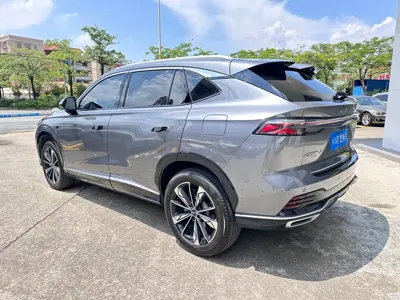 Roewe RX5 New Energy 2023, 80000 км, за 8208.33 USD