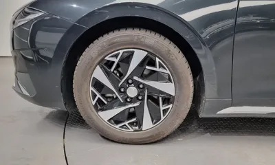 Hyundai Grandeur 2020, 49934 км, за 16158.69 USD