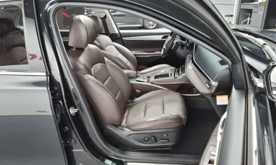 Hyundai Grandeur 2020, 49934 км, за 16158.69 USD - фото 12