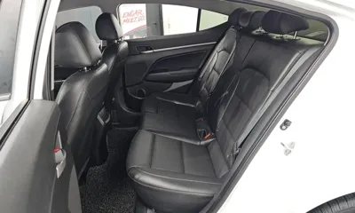 Hyundai Avante 2018, 75098 км, за 7687.3 USD - фото 12