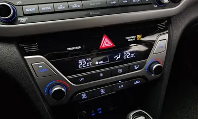 Hyundai Avante 2018, 75098 км, за 7687.3 USD - фото 17