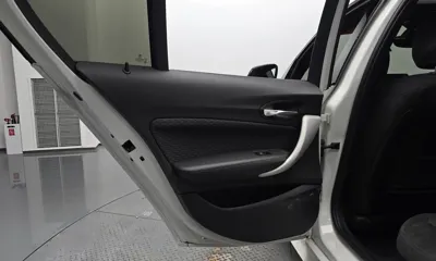 BMW 1-Series 2018, 127338 км, за 12026.26 USD - фото 25