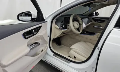 Mercedes-Benz E-Class 2024, 23620 км, за 44848.19 USD - фото 10