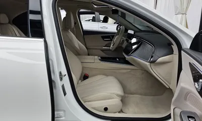 Mercedes-Benz E-Class 2024, 23620 км, за 44848.19 USD - фото 11
