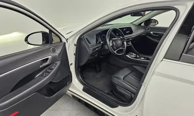 Hyundai Sonata 2022, 85955 км, за 10402.04 USD - фото 11