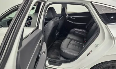 Hyundai Sonata 2022, 85955 км, за 10402.04 USD - фото 12