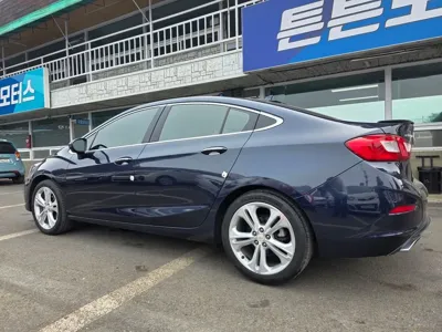 ChevroletGMDaewoo Cruze 2017, 150532 км, за 2841.1 USD