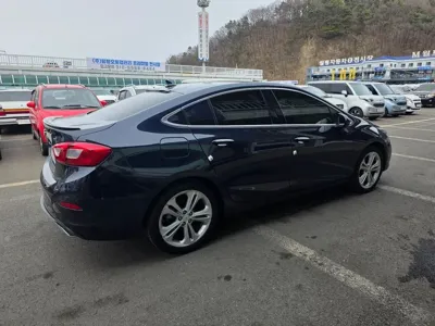 ChevroletGMDaewoo Cruze 2017, 150532 км, за 2841.1 USD