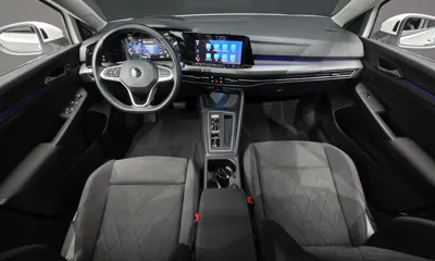 Volkswagen Golf 2022, 44852 км, за 19860.64 USD - фото 7