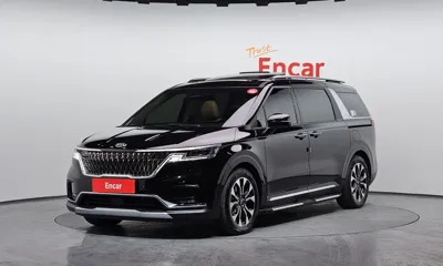 Kia Canival · 2021 год
