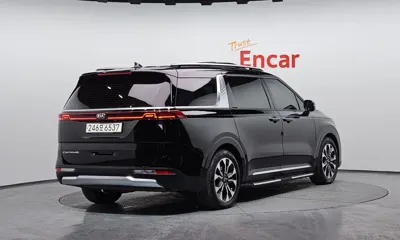 Kia Canival 2021, 40224 км, за 18493.56 USD