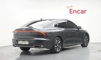 Hyundai Grandeur 2022, 123466 км, за 13259.81 USD