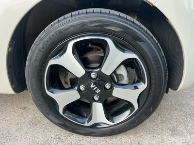 Kia Ray 2015, 49070 км, за 6078.14 USD