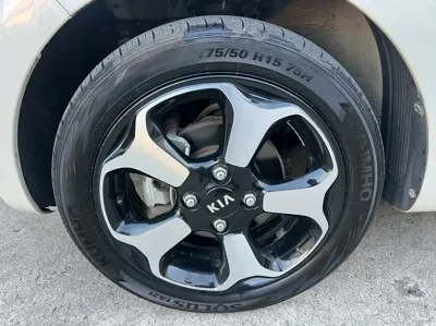 Kia Ray 2015, 49070 км, за 6078.14 USD