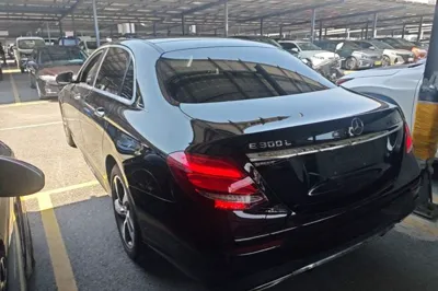 Mercedes-Benz E-Class 2019, 152900 км, за 26751 USD