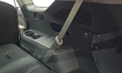 Kia EV9 2024, 20614 км, за 40954.29 USD - фото 35