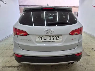 Hyundai Santafe 2015, 106000 км, за 6440.29 USD