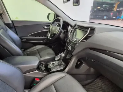 Hyundai Santafe 2015, 106000 км, за 6440.29 USD