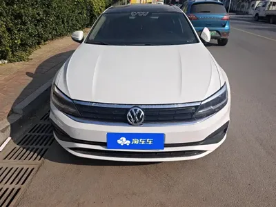 Volkswagen Lamando 2020, 96300 км, за 8460.7 USD