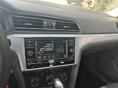 Volkswagen Lamando 2020, 96300 км, за 8460.7 USD - фото 13