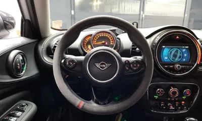 MINI Clubman 2021, 73381 км, за 9243.47 USD - фото 13