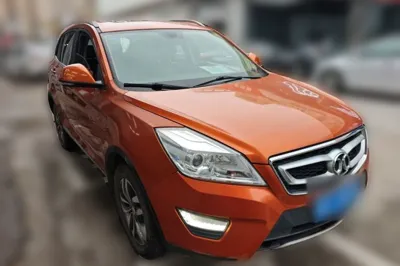 BAIC Senova X65 2015, 119900 км, за 2686 USD