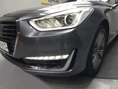 Genesis EQ900 2016, 216000 км, за 6890.72 USD