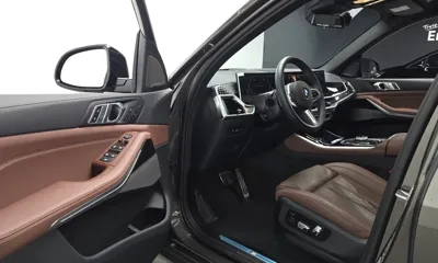 BMW X5 2025, 11398 км, за 81725.09 USD - фото 10