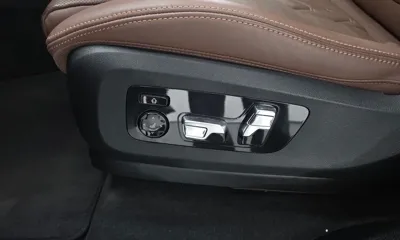 BMW X5 2025, 11398 км, за 81725.09 USD - фото 29