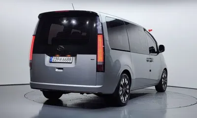 Hyundai Staria 2022, 80038 км, за 21185.41 USD