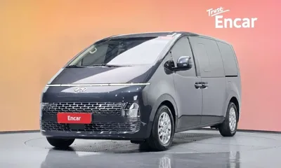 Hyundai Staria · 2022 год